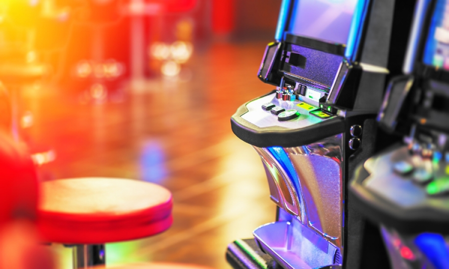 hot 777 deluxe play slot