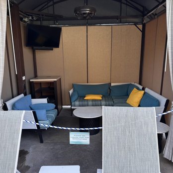 holiday season slot free spins